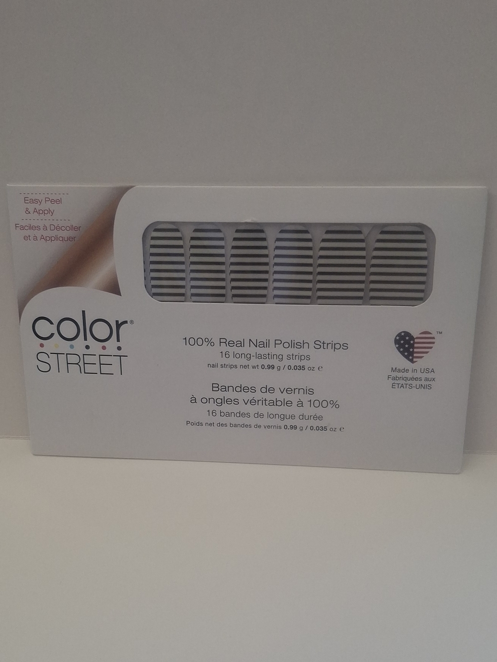Color Street Nail strips - Between the Lines